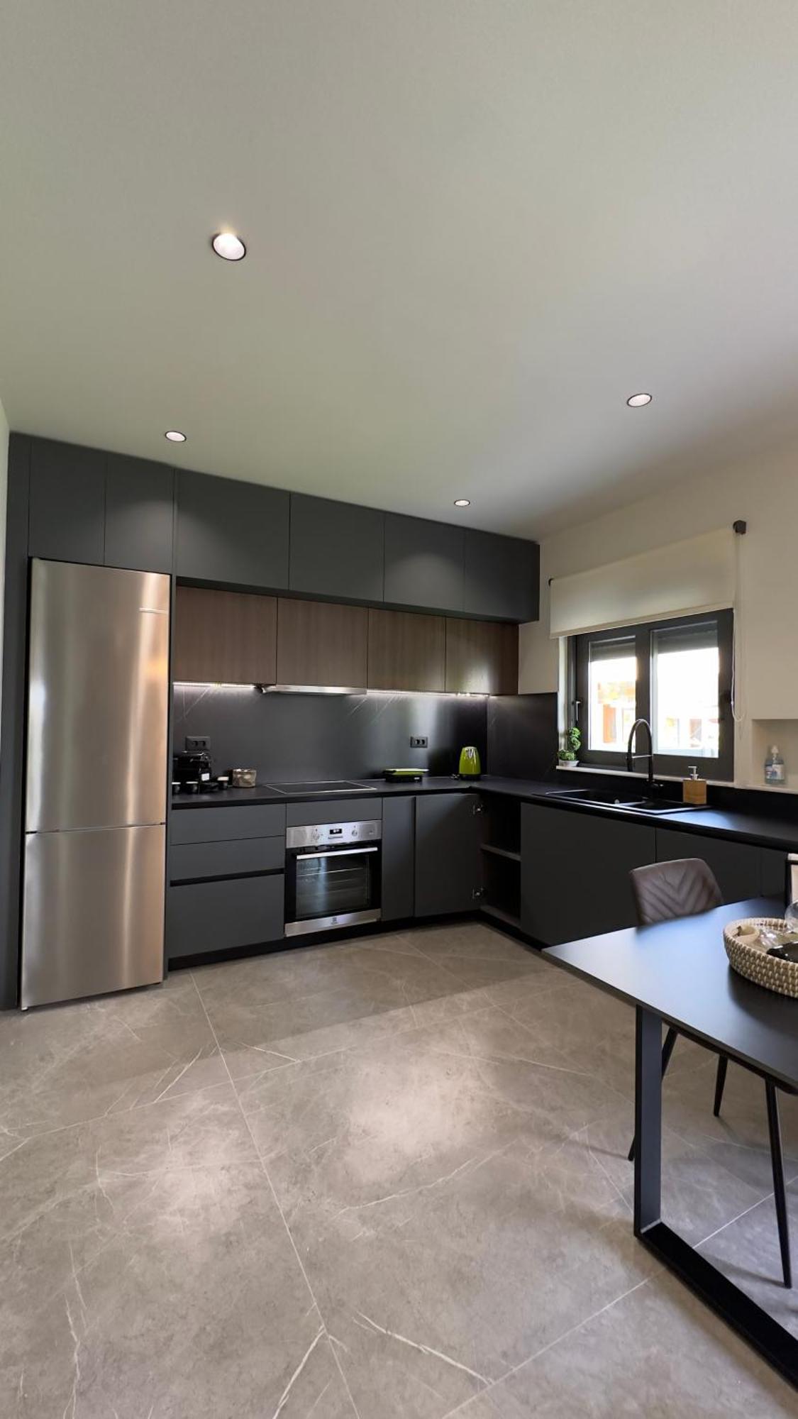 30 Senses Luxury Apartment Insight 이알리소스 외부 사진